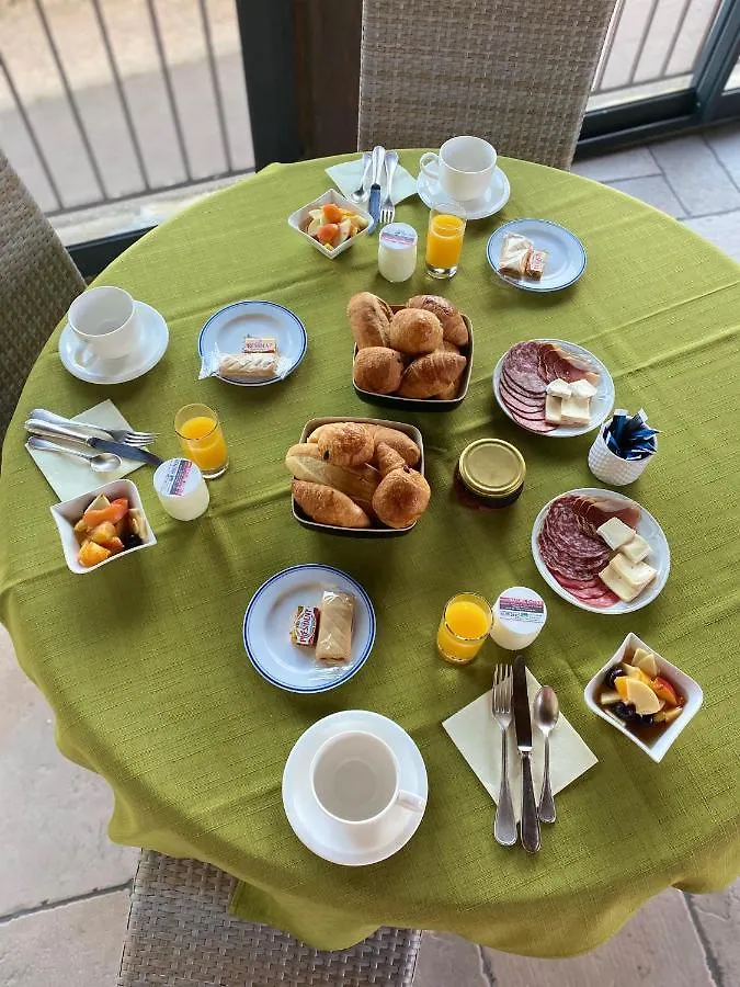 L'Oustal Del Barry Otel Najac