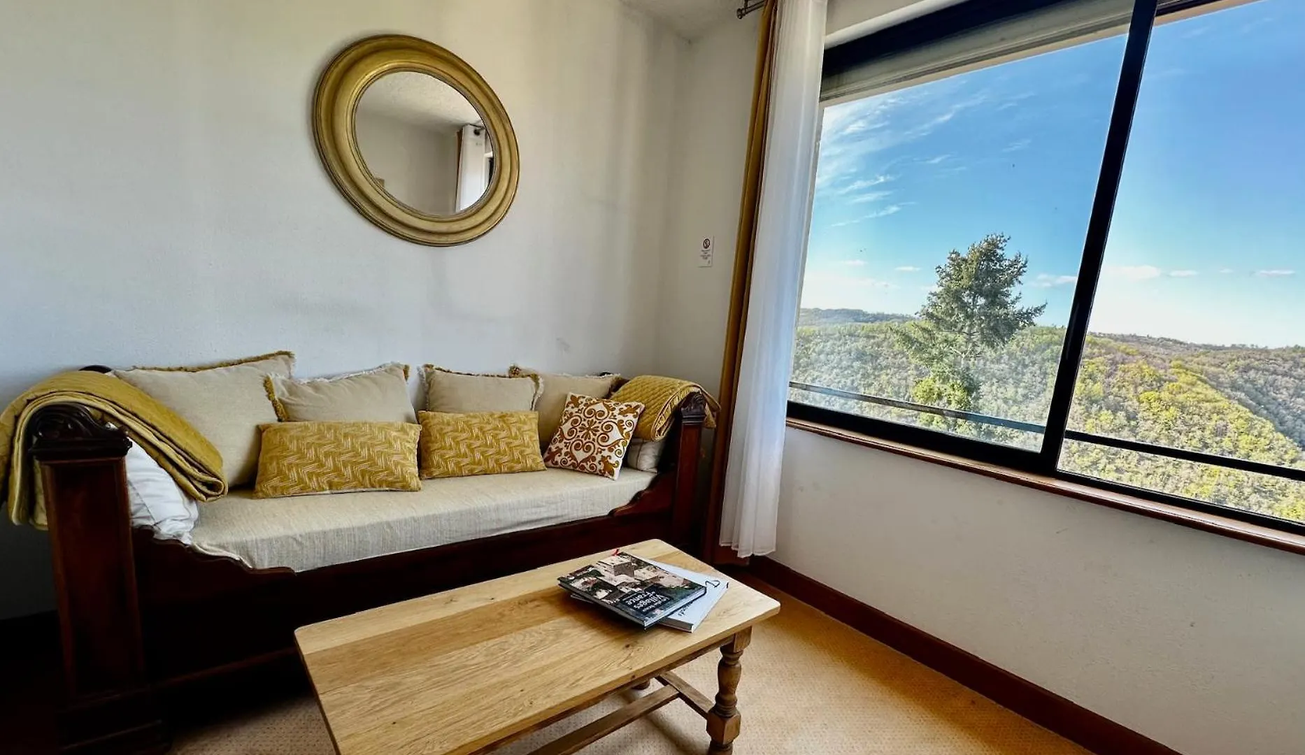 L'Oustal Del Barry Otel Najac 3*,