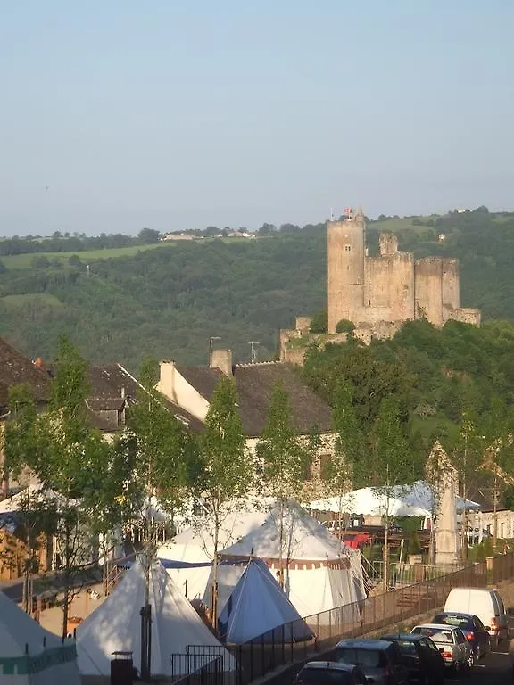 L'Oustal Del Barry Otel Najac 3*,